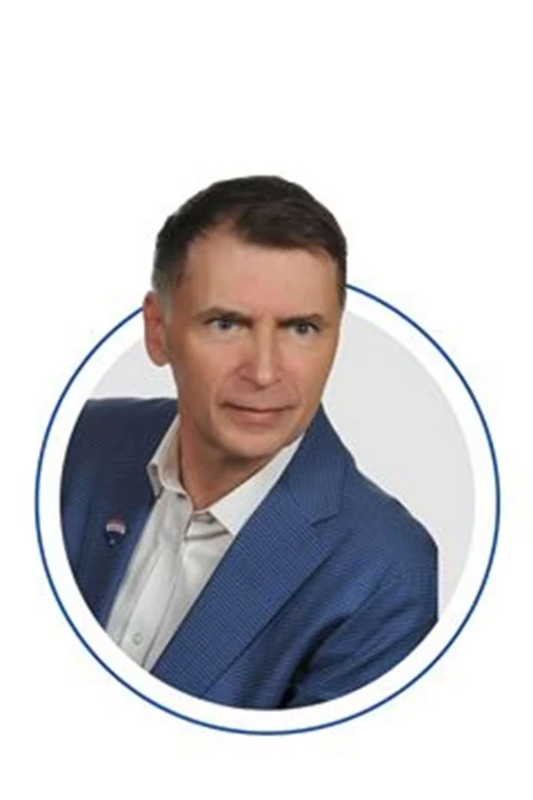 Mikołaj Hardek - agent nieruchomości