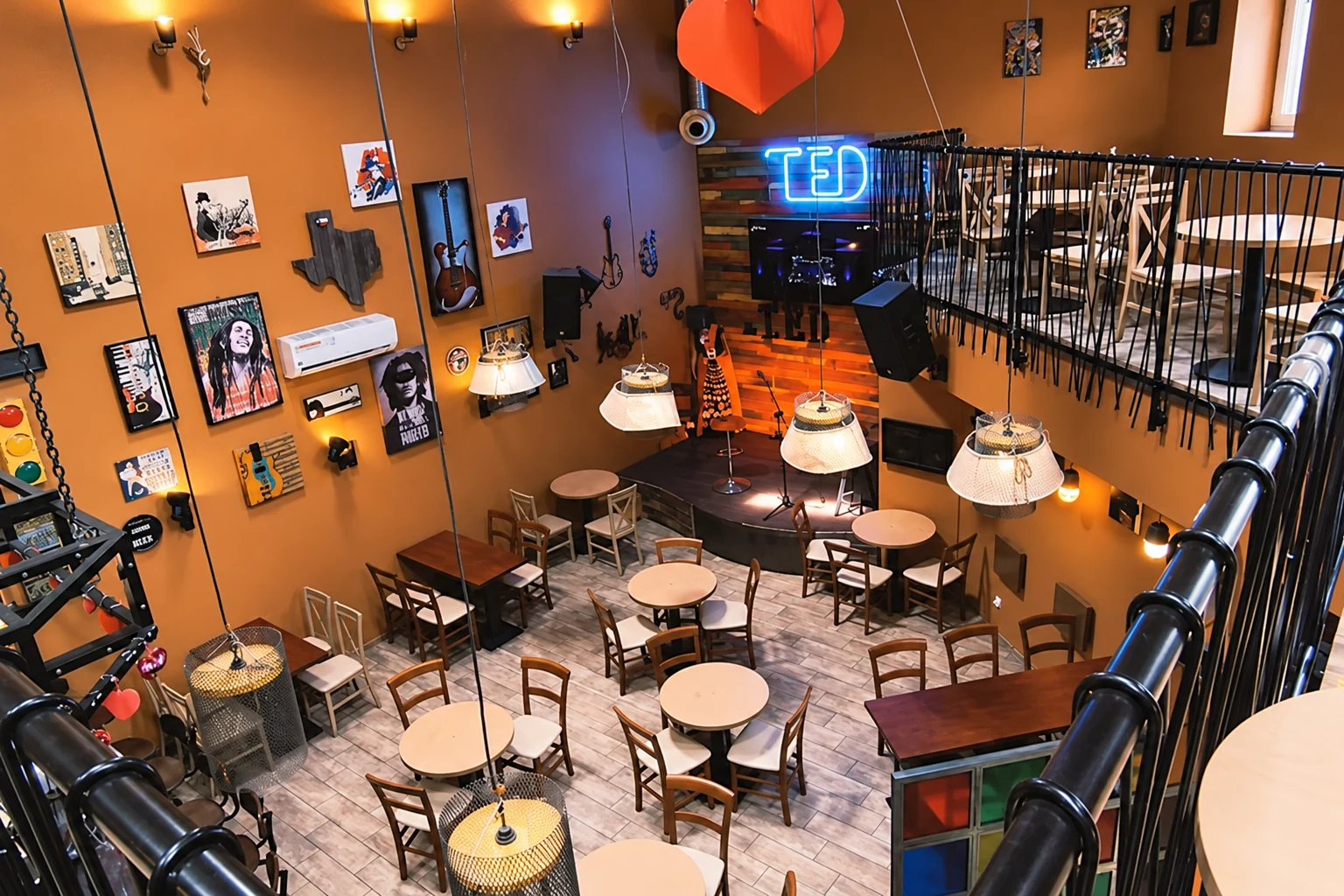 Sala restauracyjna Mr. Ted w Dąbrowie Górniczej